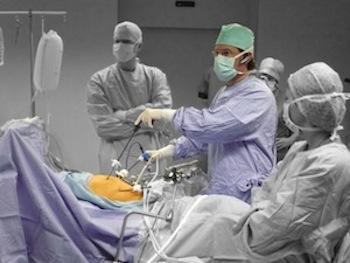 Miniature medical actuator systems used in minimally invasive surgery need to be as compact as possible. Micro drives are an effective solution because they offer high performance from small packages, are easy to control, and help increase the fingertip sensitivity of the surgeon.