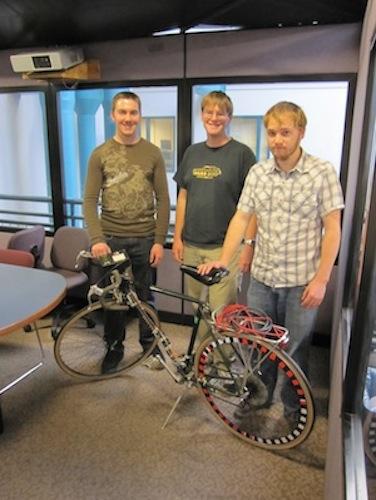 Gadget Freak Case #205: Colorado Smart Bike Shifts Itself A group of Colorado State University engineering students created a bike that shifts gears by itself based on several inputs: rear wheel speed, pedaling direction, and initial chain position.