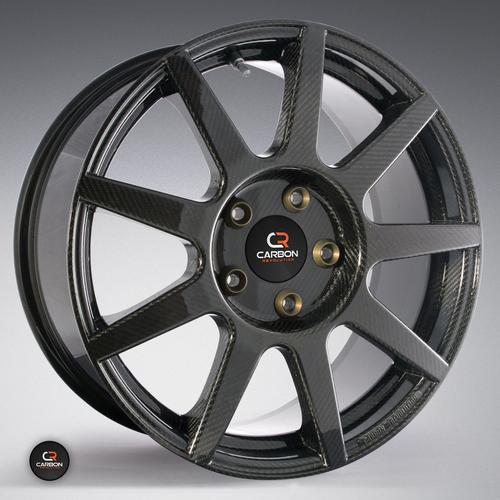 The one-piece CR-9 front wheel weighs 7kg (15.73 pounds), has a rim diameter of 19 inches, and attaches to metal hardware with a patented joint system under dynamic loading conditions. (Source: Carbon Revolution)
