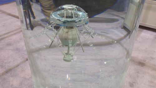 Festo Corp. showed off its well-known AquaJelly, an artificial autonomous jellyfish that exhibits swarming behavior. The AquaJelly employs sensors to detect other AquaJellys and avoid collisions. It consists of a translucent hemisphere with eight tentacles, an electric motor, two lithium-ion batteries, and a reciprocating shaft that drives the tentacles. A watertight, laser-sintered body keeps the AquaJelly dry inside. 