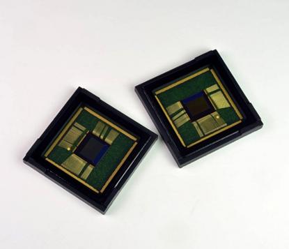The S5K4H5YB 8-megapixel CMOS image sensor from Samsung is the first image sensor to use the Isocell technology to improve full-well capacity. Source: Samsung.