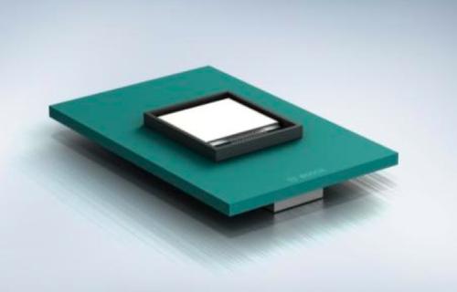 Bosch's far infrared sensor array (SMO130) takes thermal images with a focal plane array (center) that is suspended over a cavity for thermal isolation. (Source: Bosch)