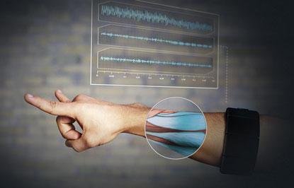 What MYO gesture control armband measures muscle movement.
(Source: Thalmic Labs)