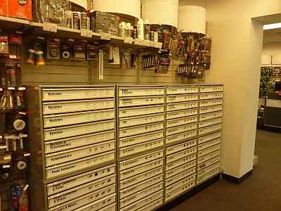 RadioShack_components-bins-400x300.jpg