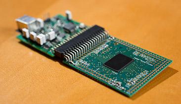 FPAA developed at Georgia Tech by professor Jennifer Hasler as a power-efficient, mixed-signal SoC for neuromorphic computing. (Source: Rob Felt courtesy of Georgia Tech)