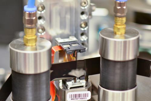 IBM's record-holding tape drive uses a giant magnetoresistance (GNR) read head with a gap of just 90 nanometers.(Source: IBM)
