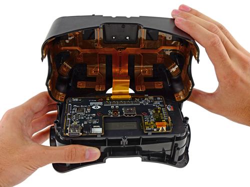 Getting into the goodies: iFixit's teardown of Oculus Rift Developer Kit version 2 found (Source: iFixit)