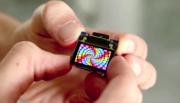 TinyScreen can stream color video on a screen the size of a thumb. (Source: Tiny Circuits/Kickstarter)