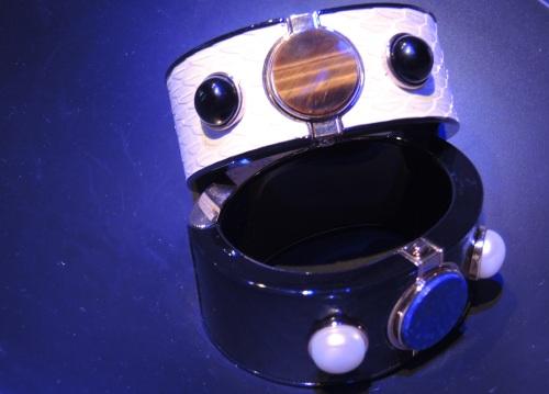 MICA provides notifications for women who don't want to carry a smartphone.